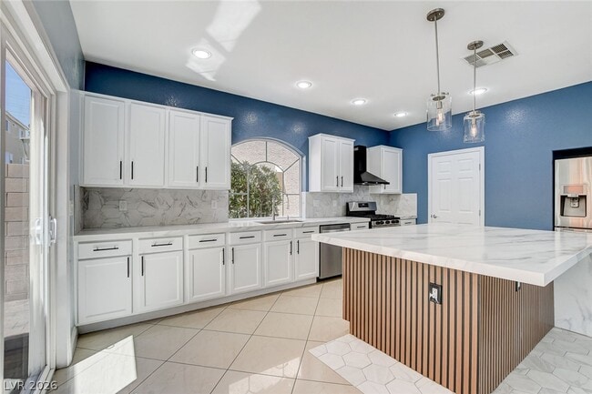 Building Photo - 9975 Mills Reef Ct