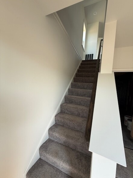 Building Photo - 50 N Conifer Dr