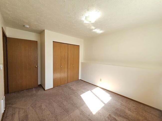 Building Photo - 12506 E 3rd Ave