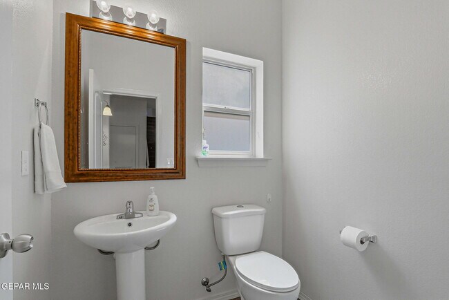 Building Photo - 14668 Oldenberg Ct