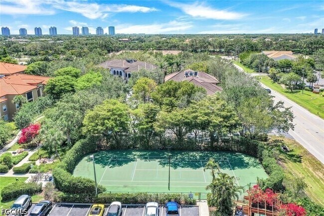 Building Photo - 8940 Colonnades Ct E