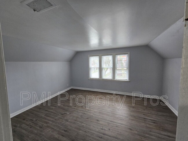 Building Photo - 3895 N 5th St
