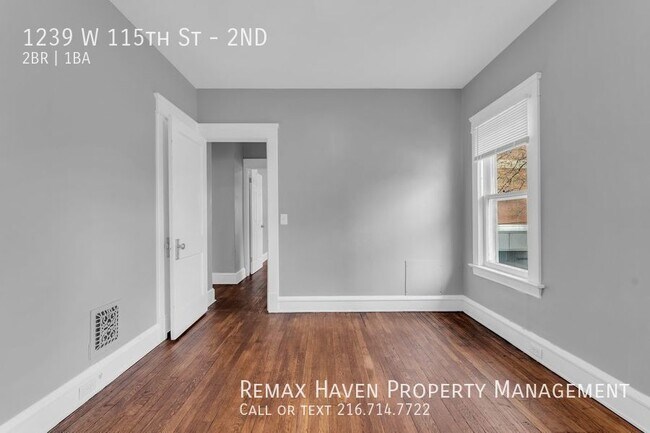 Building Photo - 1239 W 115th St