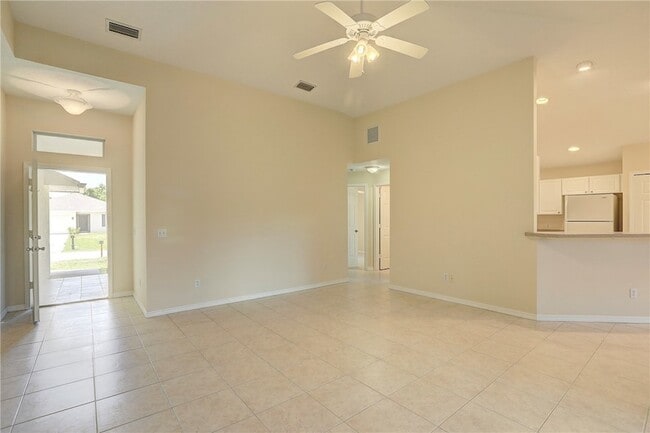 Building Photo - 8626 102nd Ct