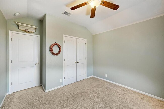 Building Photo - 211 Manchester Ln