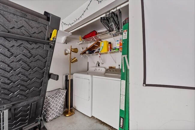 Building Photo - 1201 Bering Dr