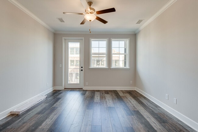 Building Photo - 413 Ronan Way