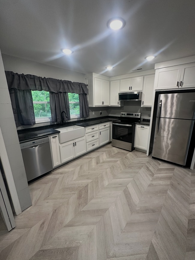 Building Photo - 3 Bed 2 Bath - Florence, AL (