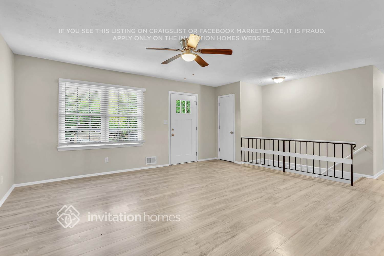 Building Photo - 4891 Lehigh Dr