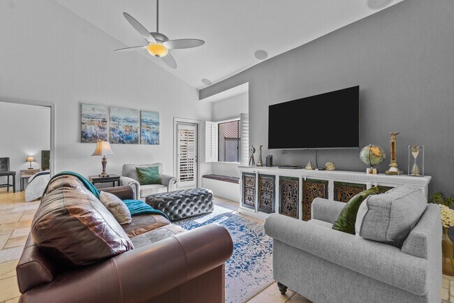 Building Photo - 9708 E Via Linda