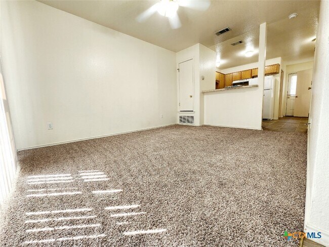 Building Photo - 4301 Alan Kent Dr