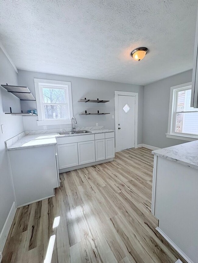 Building Photo - Charming 3 beds 1 baths in Columbus!