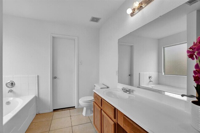 Building Photo - 18226 Coreland Ln