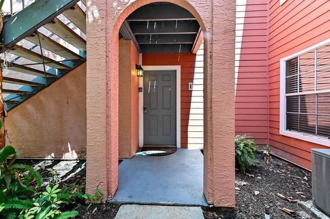 Building Photo - 1125 Crystal Way