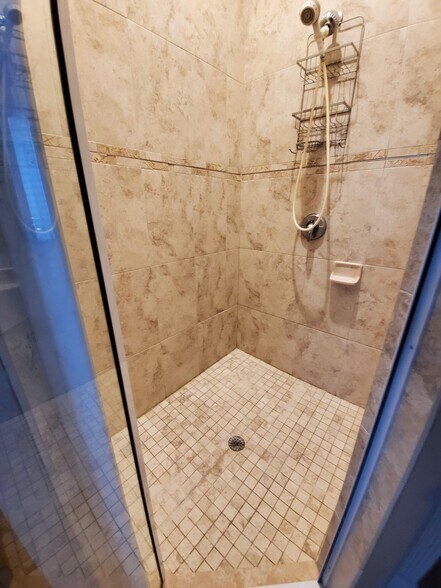 Building Photo - 4907 Bayshore Blvd