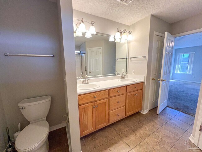 Building Photo - 2967 Creole Way