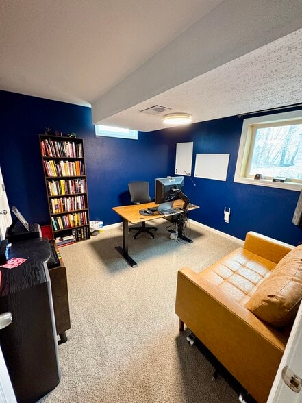 4th Bedroom - 304 E Bell Ave