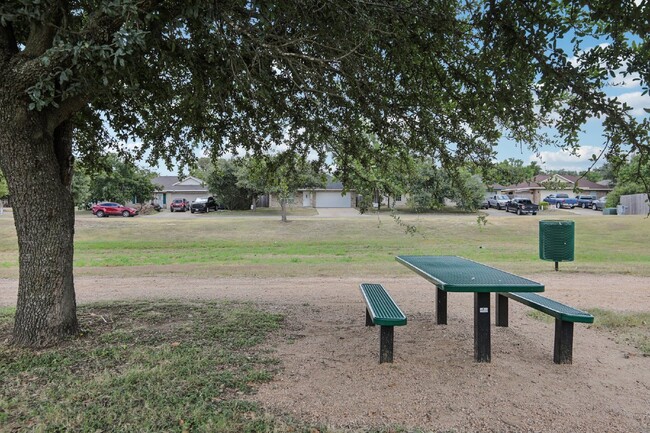 Building Photo - Beautiful Home in Leander