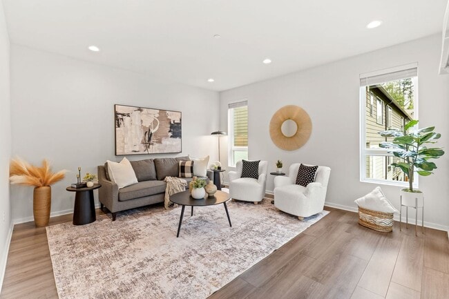 Building Photo - Like-New 4BR Corner Home w/ A/C, 2-Car Garage & Bonus Room