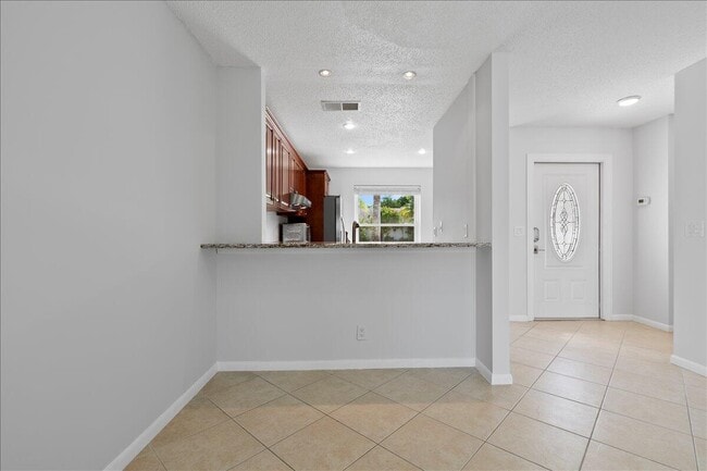 Building Photo - 258 Palmetto Ct