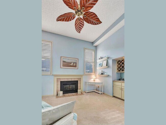 Building Photo - Luxury Home in Plymouth with 2-Level Primary Suite, Furnished or Unfurnished, Wayzata Schools, Pe...