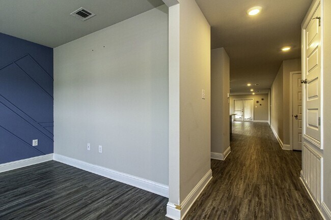 Building Photo - "Spacious 4 Bed, 2 Bath Home in Biloxi, MS - A Must-See Rental Property!"