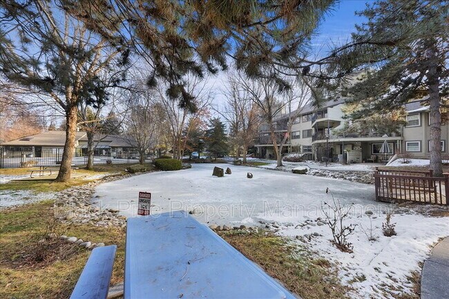 Building Photo - 3675 S Gekeler Ln