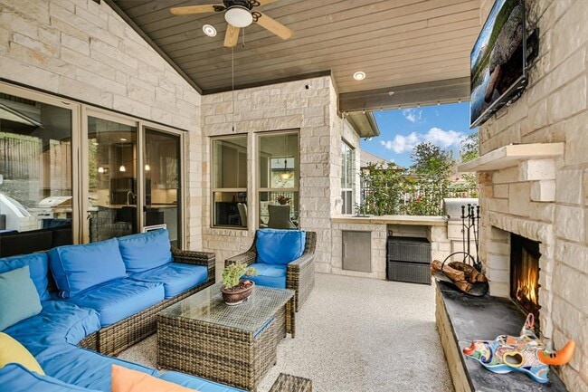 Building Photo - 501 Anfield Cir