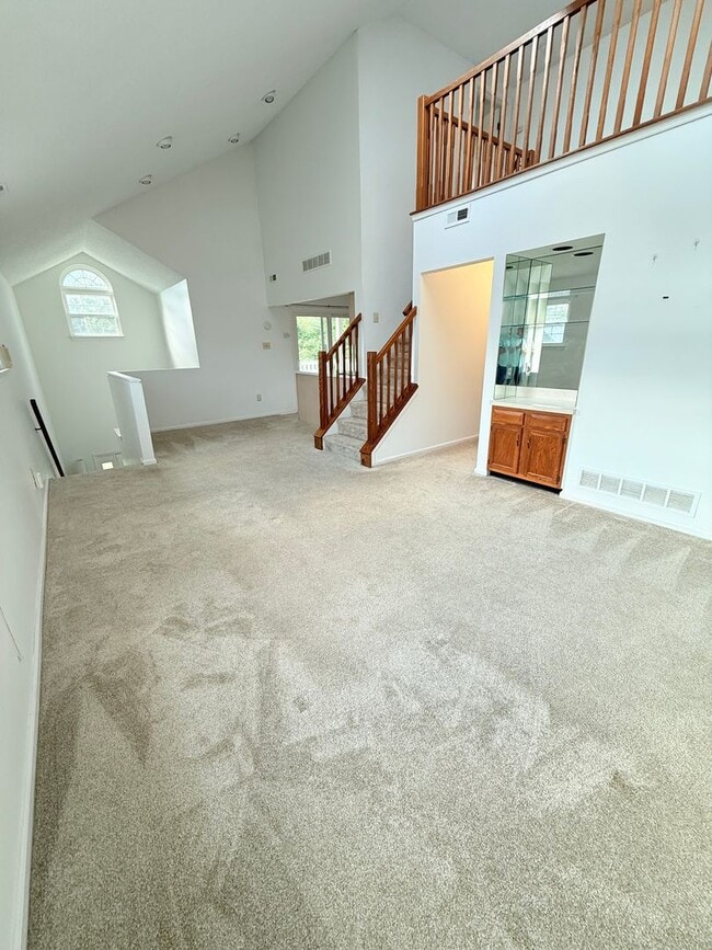 Building Photo - 3 Bed / 2 Bath Warrington Townhome
