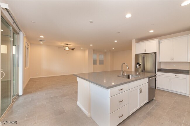Building Photo - 2926 Caxton Grove Dr
