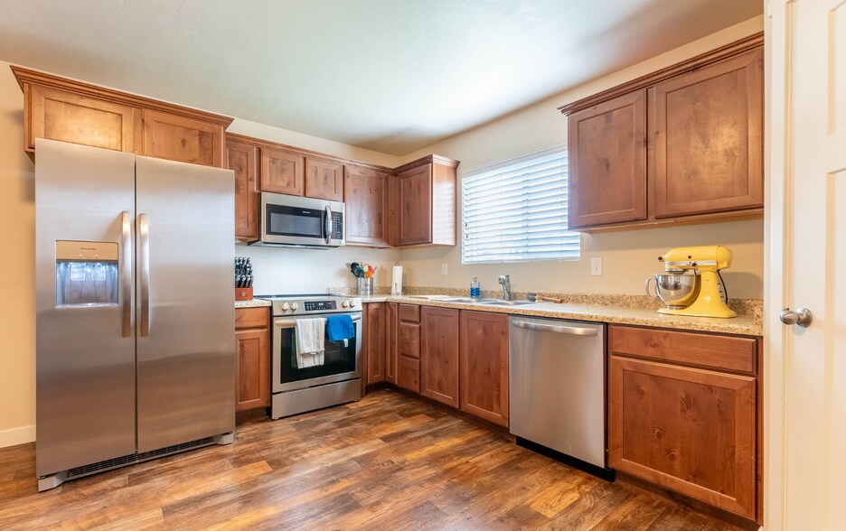 Building Photo - 14414 S Ferndale Way