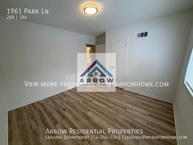 Building Photo - 1961 Park Ln