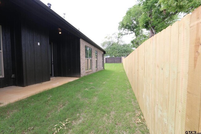 Building Photo - 11796 Jayden Ln