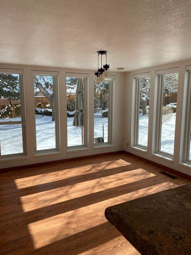 Building Photo - 3665 Cashill Blvd