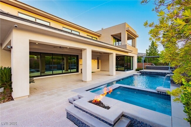 Building Photo - 94 Glade Hollow Dr