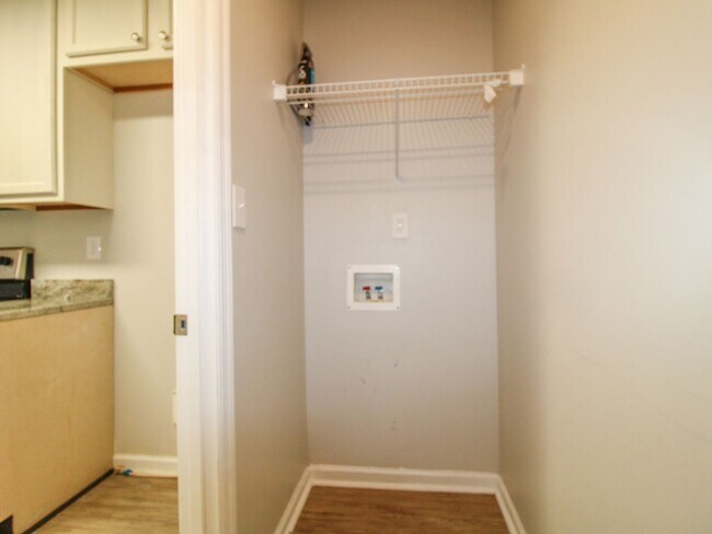 Building Photo - Nice Home in Meridianville!