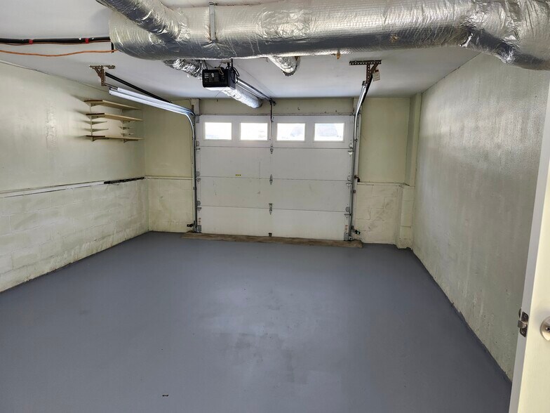 Building Photo - 3627 Forestdale Ave