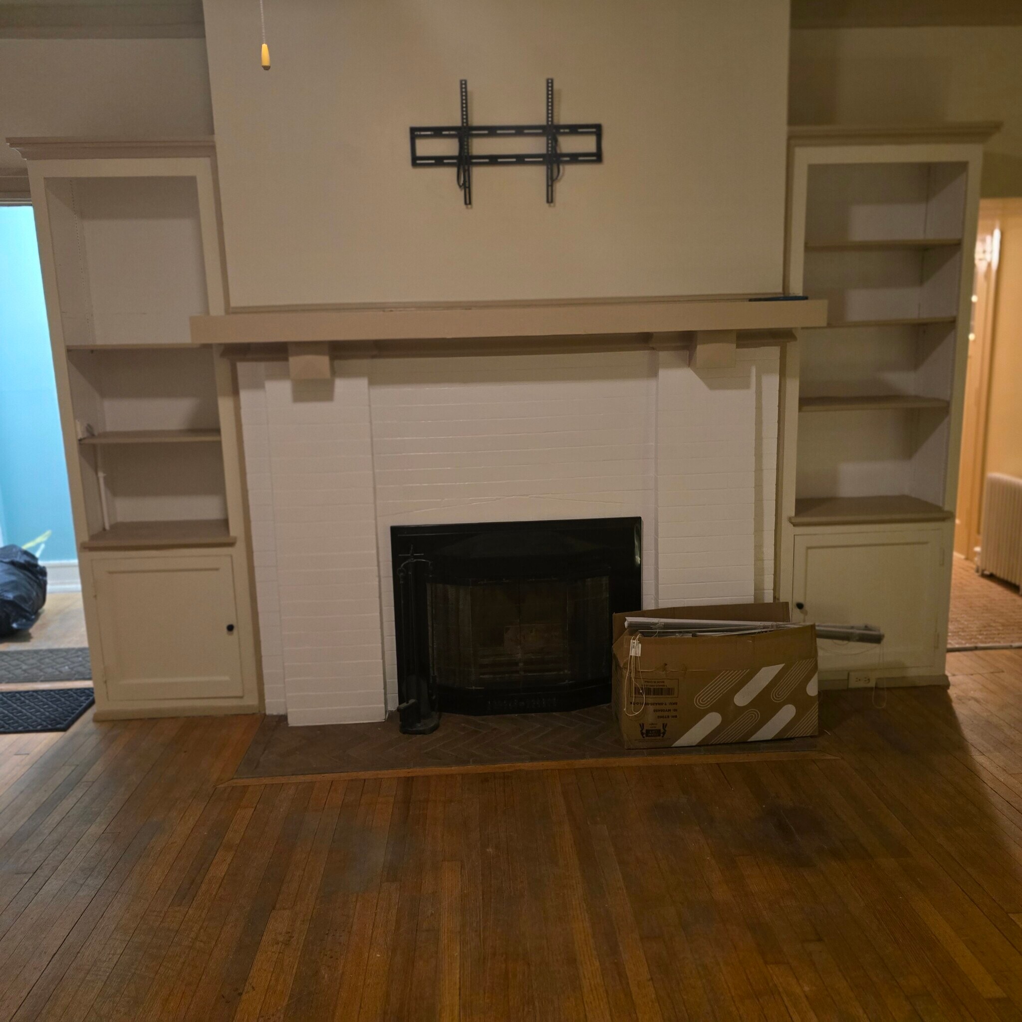 Building Photo - 6008 8th Ave