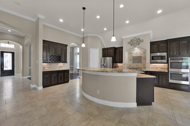 Building Photo - 42 Caprice Bend Pl