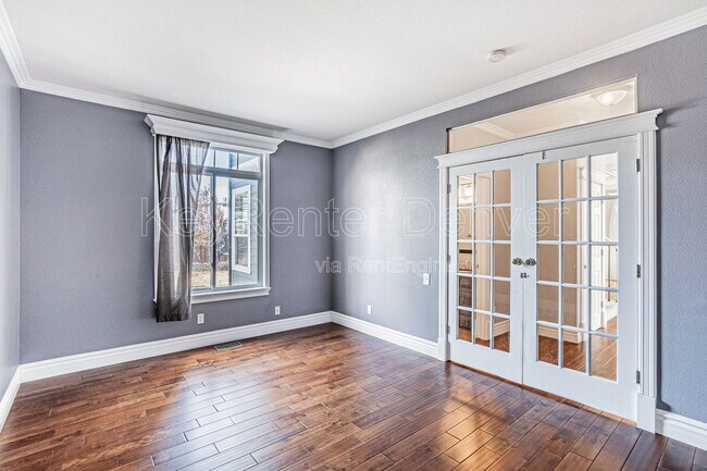 Building Photo - 3753 E Mallard St