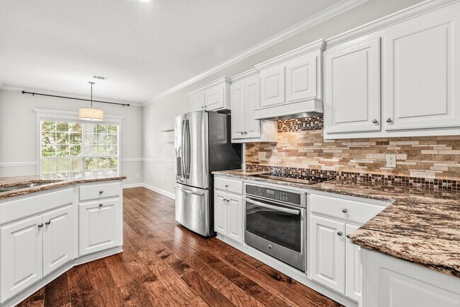 Building Photo - Updated 4BR/2BA One-Level Home on Maumelle Cul-de-Sac — Trail Access