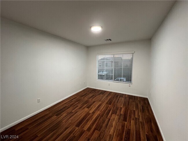 Building Photo - 9136 Wine Cellar Ave