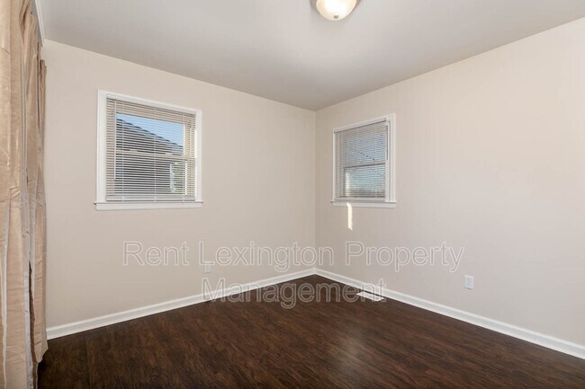 Building Photo - 145 Newcastle St