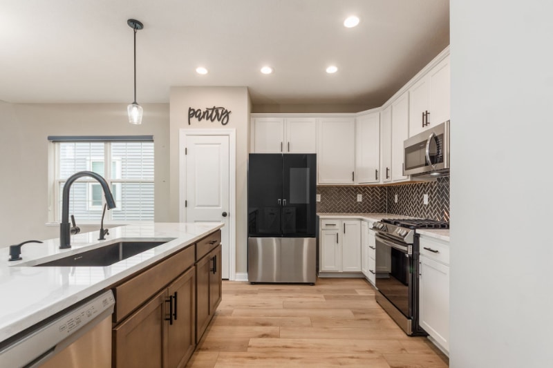 Building Photo - 8741 Olenmead Dr