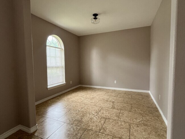 Building Photo - 5619 Andalusia Trail