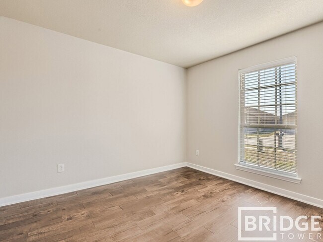 Building Photo - 9212 Abaco Way