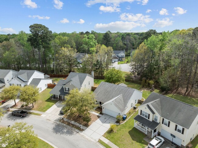 Building Photo - Charming Ranch-Style Home in Wescott Plantation | 4 BD | 2 BA | 1,831 SqFt