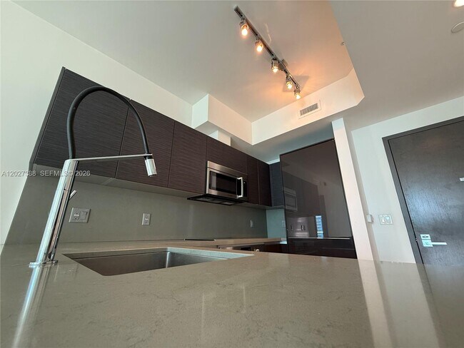 Building Photo - 1080 Brickell Ave