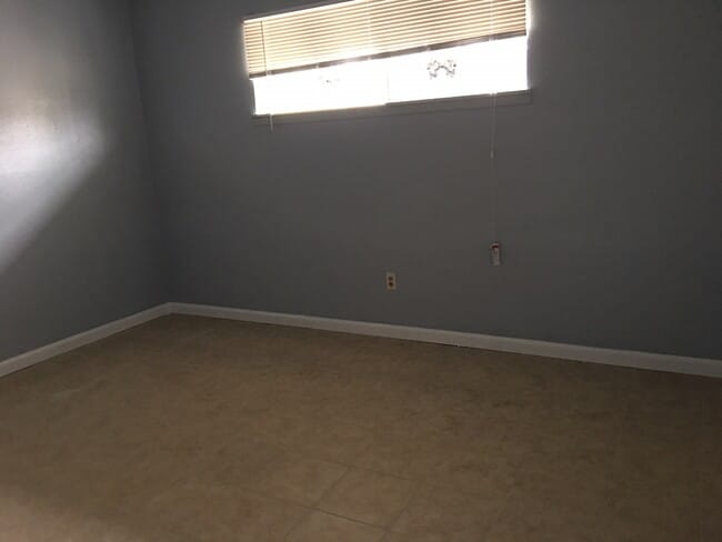 Building Photo - 4118 Pickfair St