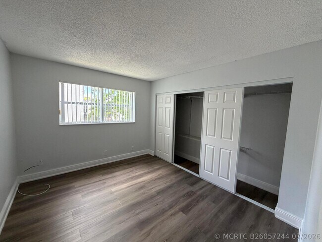 Building Photo - 4419 Treehouse Ln